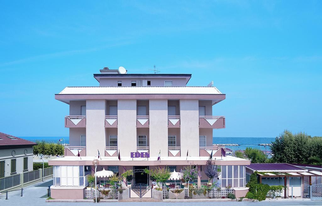 Hotel Eden Viserbella di Rimini Zewnętrze zdjęcie