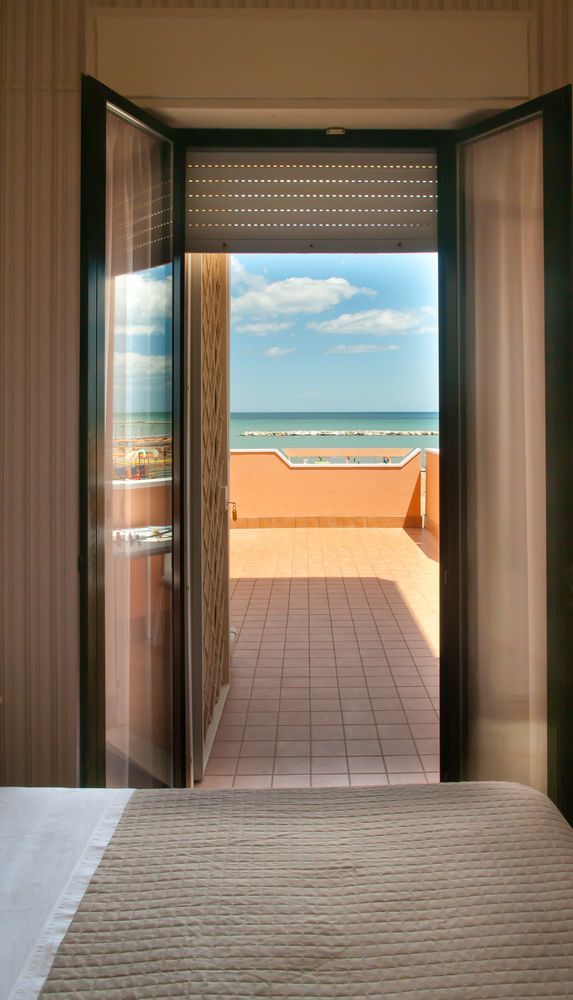 Hotel Eden Viserbella di Rimini Zewnętrze zdjęcie